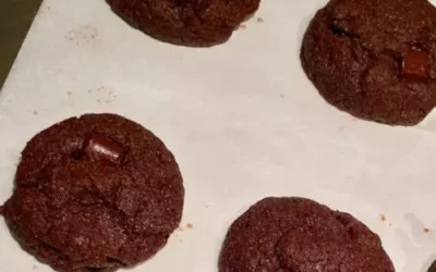 Friday Foodspiration: Dark Chocolate Tahini Cookies