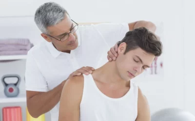 5 Ways to Keep Neck Pain Away on Your Summer Travels